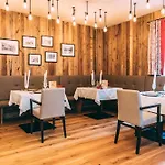 Hotel Trattlerhof 4*