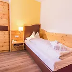 Trattlerhof Hotel Bad Kleinkirchheim