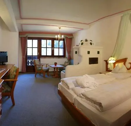 Szálloda Trattlerhof Bad Kleinkirchheim