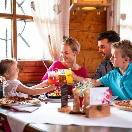 호텔 트라타호프 바트키르히하임