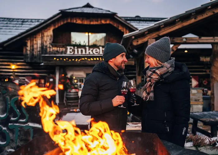 特拉勒霍夫酒店