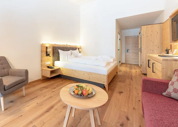 特拉勒霍夫酒店